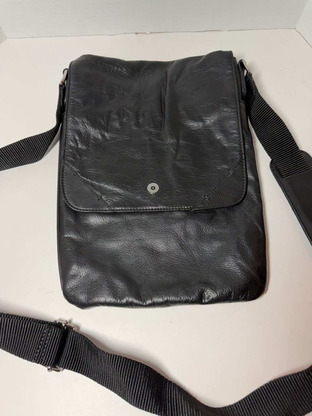 Cole Haan leather Mesenger bag